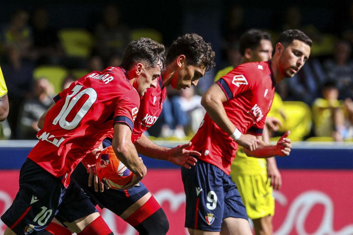 Aimar Oroz of Osasuna celebrates a goal with teammates during the Spanish league, LaLiga EA Sports, football match played between Villarreal CF and CA Osasuna at La Ceramica stadium on May 3, 2025, in Villarreal, Spain. AFP7 03/05/2025 ONLY FOR USE IN SPAIN. Ivan Terron / AFP7 / Europa Press;2025;Soccer;Sport;ZSOCCER;ZSPORT;Villarreal CF V CA Osasuna - LaLiga EA Sport;