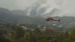 La segona pitjor onada d’incendis de la dècada a Galícia ha calcinat ja 20.000 hectàrees