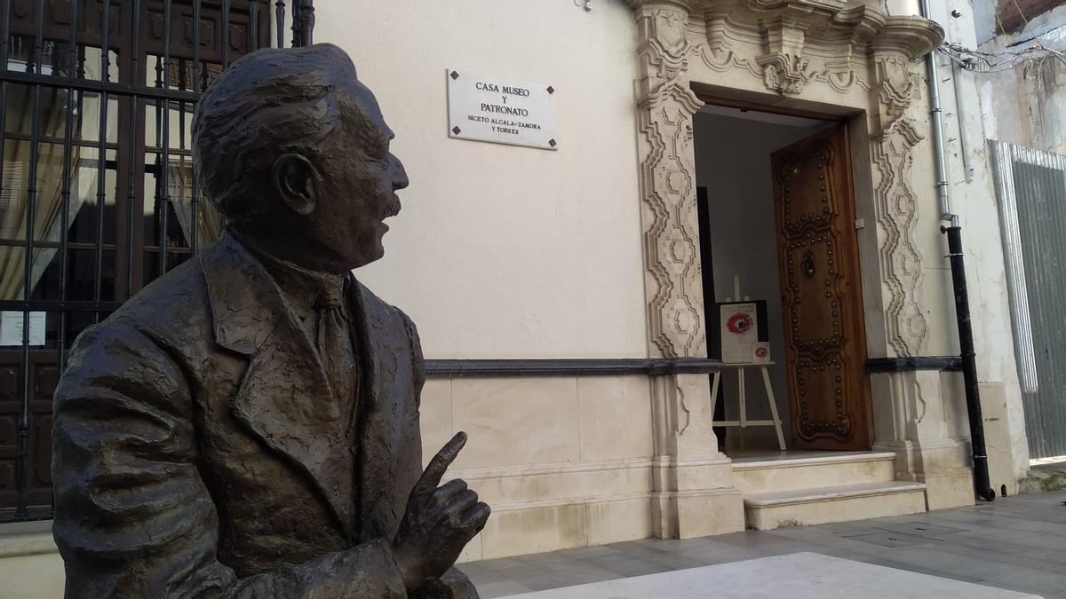 Busto de Niceto Alcalá-Zamora en la casa museo de Priego.
