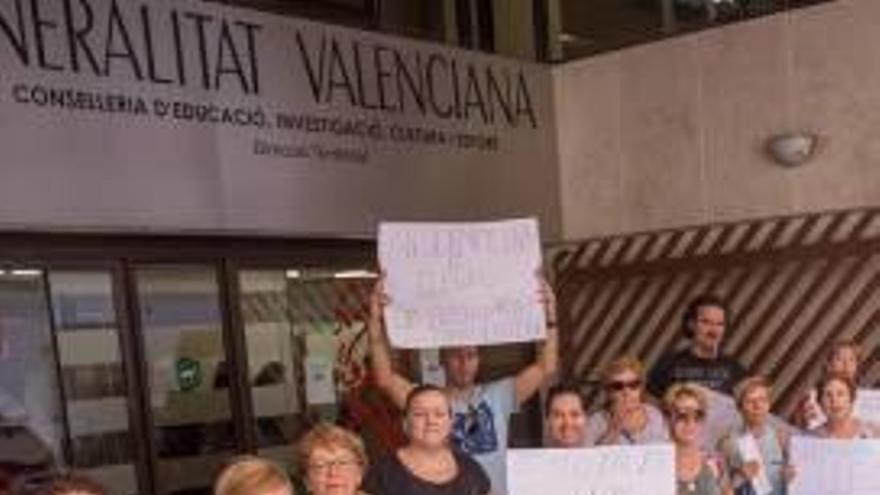 El Toscar lleva la protesta hasta Alicante