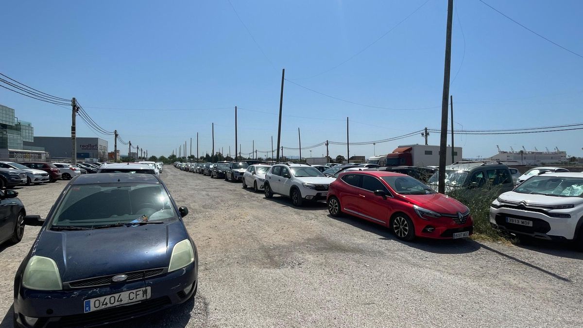 Los socialistas auguran problemas de movilidad en la zona por el cierre del aparcamiento.