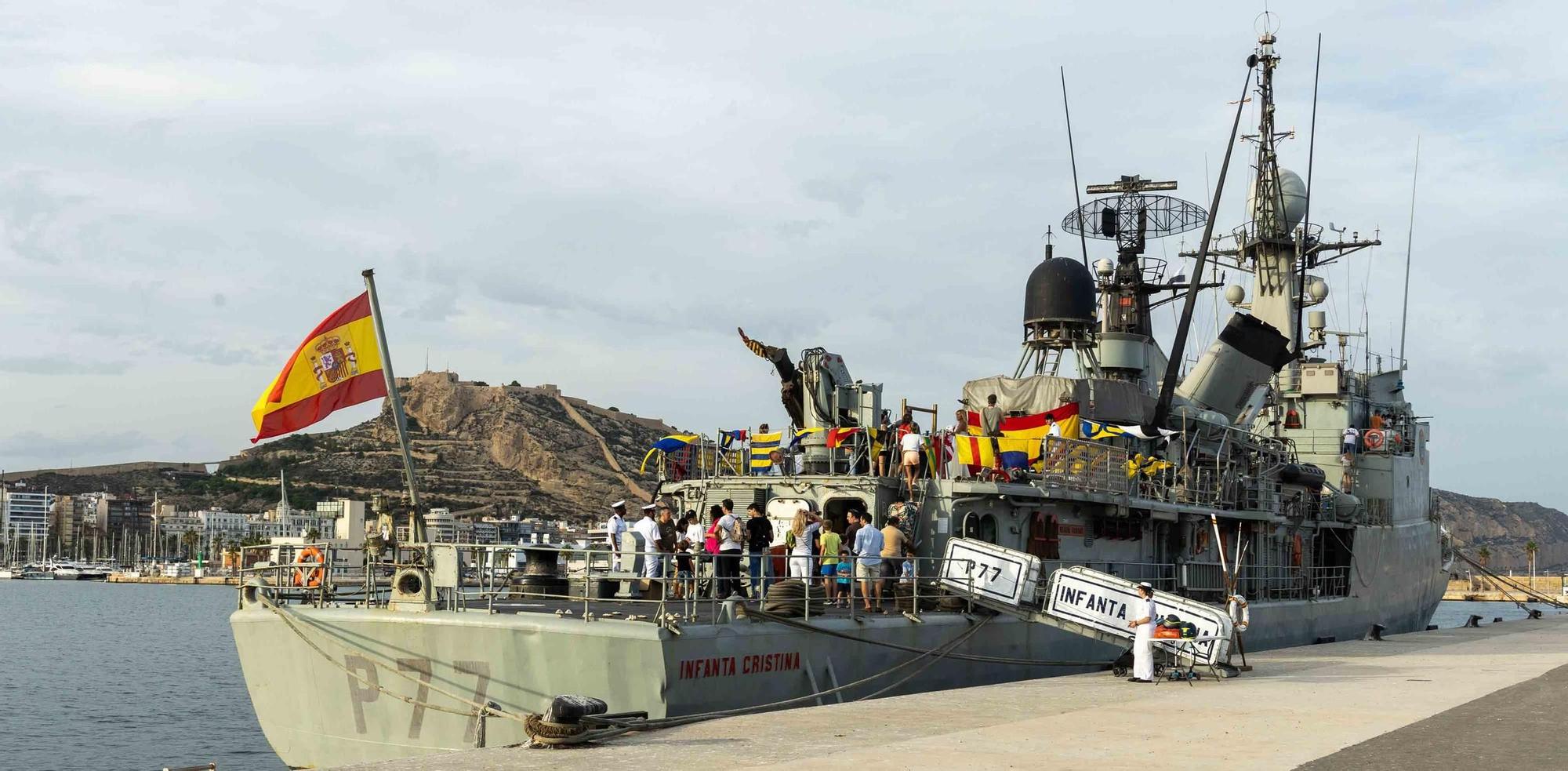 El patrullero "Infanta Cristina" se despide de Alicante tras 43 años al servicio de la Armada Española