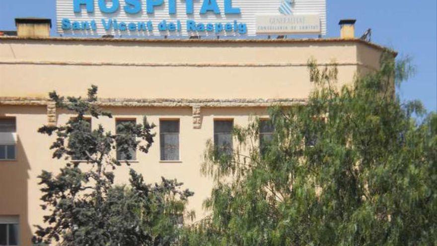 El  Hospital de San Vicente detecta un brote con 33 personas infectadas.