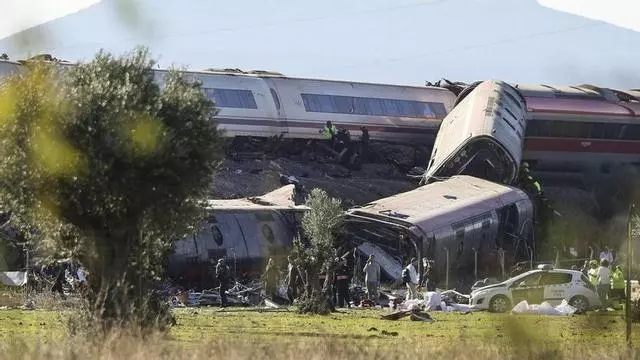 Directo | El accidente de trenes de alta velocidad en Toledo deja ya al menos 68 muertos