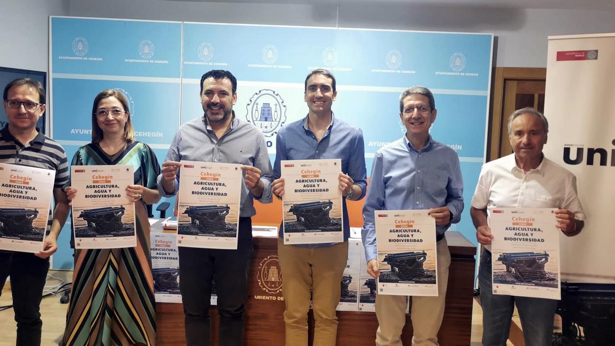 Presentación del curso de verano de la Universidad del Mar