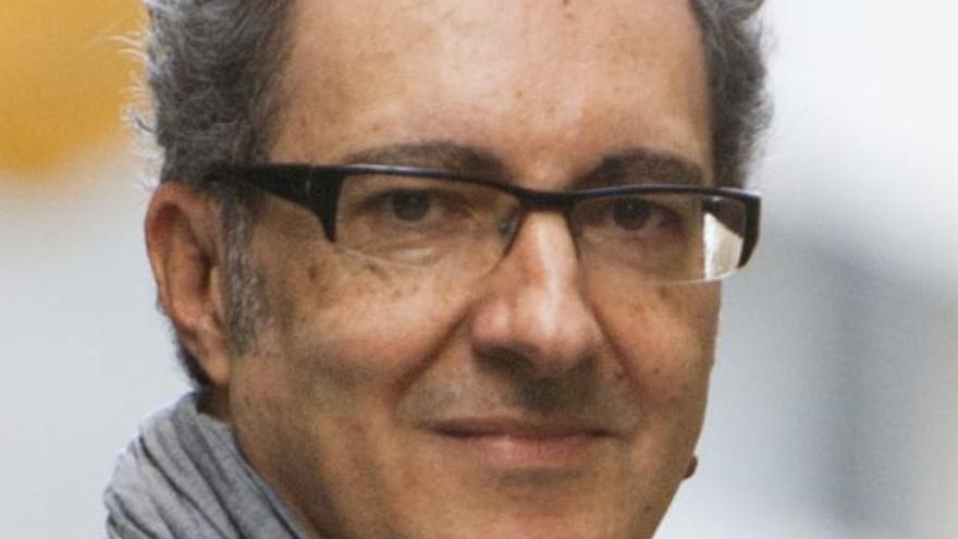 Eloy Tizón: "Ojalá fuera un hijo de Proust"
