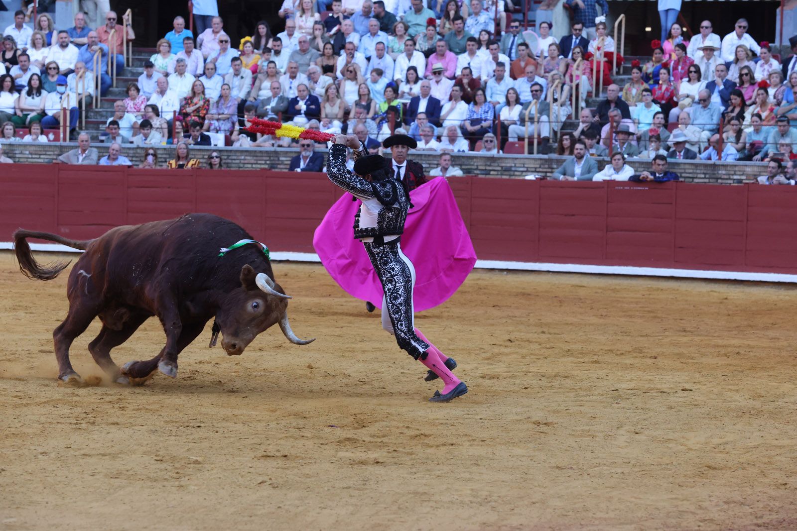 Migie Ángel Perera sale a hombros de Los Califas