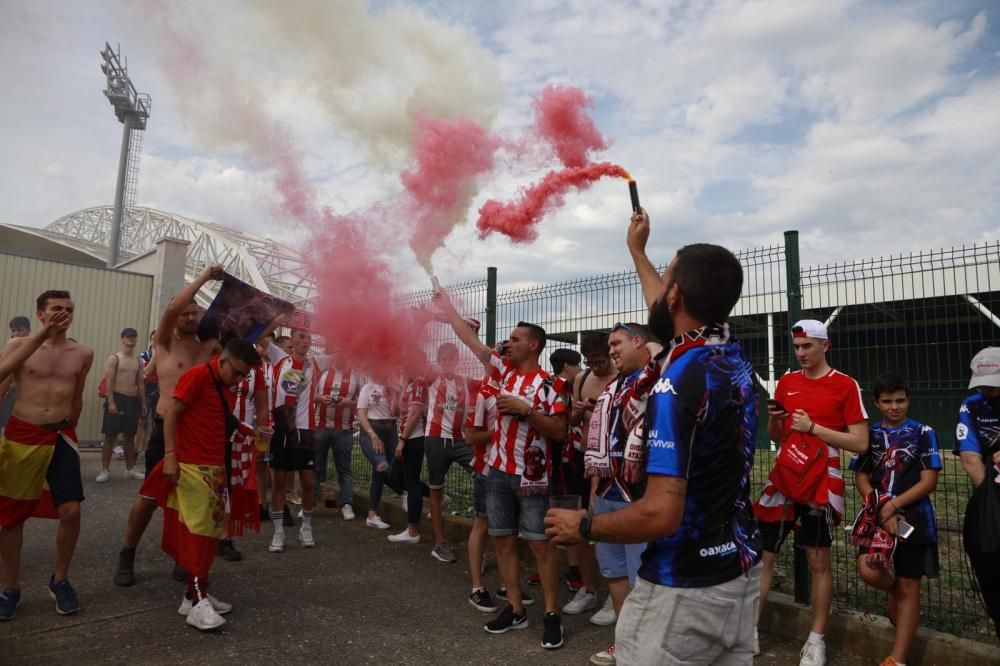 La afición del Zamora CF enciende Haro