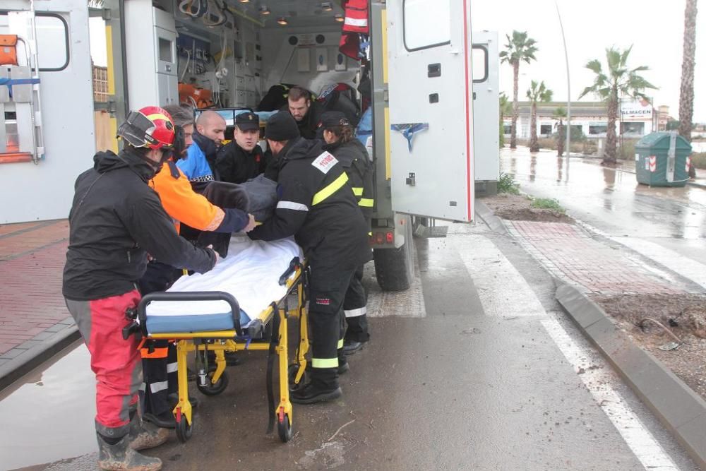 La UME monta su base en Los Alcázares para ayudar