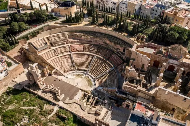 Mosaicos originales, un museo subterráneo único en Europa y un teatro casi intacto: así es la ciudad romana mejor conservada de España