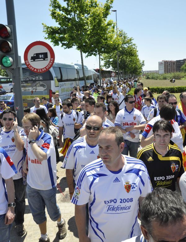 La afición zaragocista invade Valencia