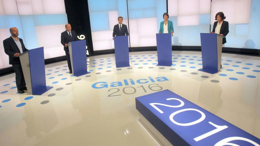 Los cinco candidatos, en el debate de anoche de la TVG. // Xoan Álvarez