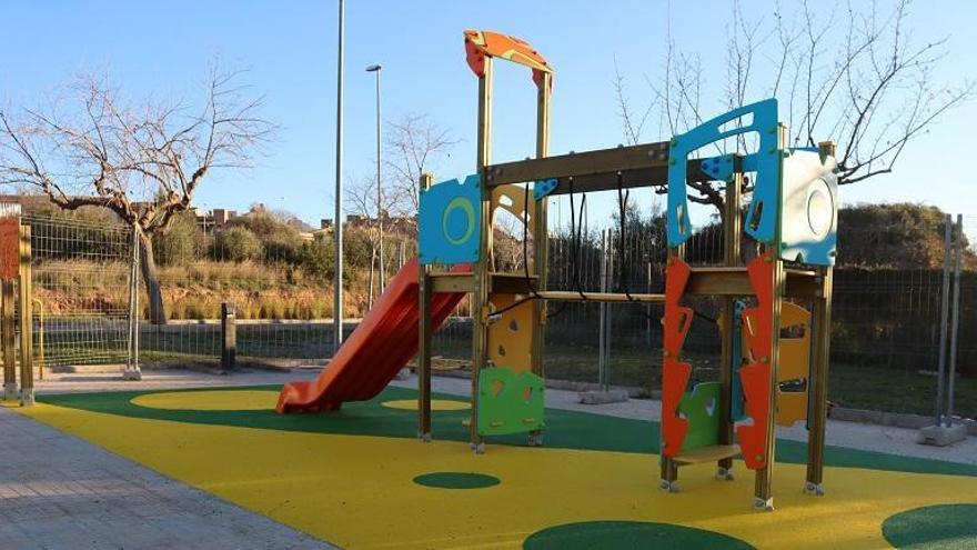 Onda estrena un nuevo parque infantil en la calle Luxemburgo