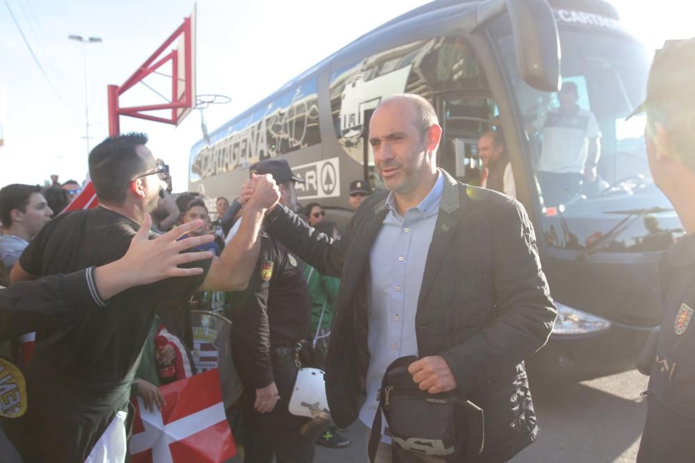 Ambiente previo del Cartagena-Real Murcia