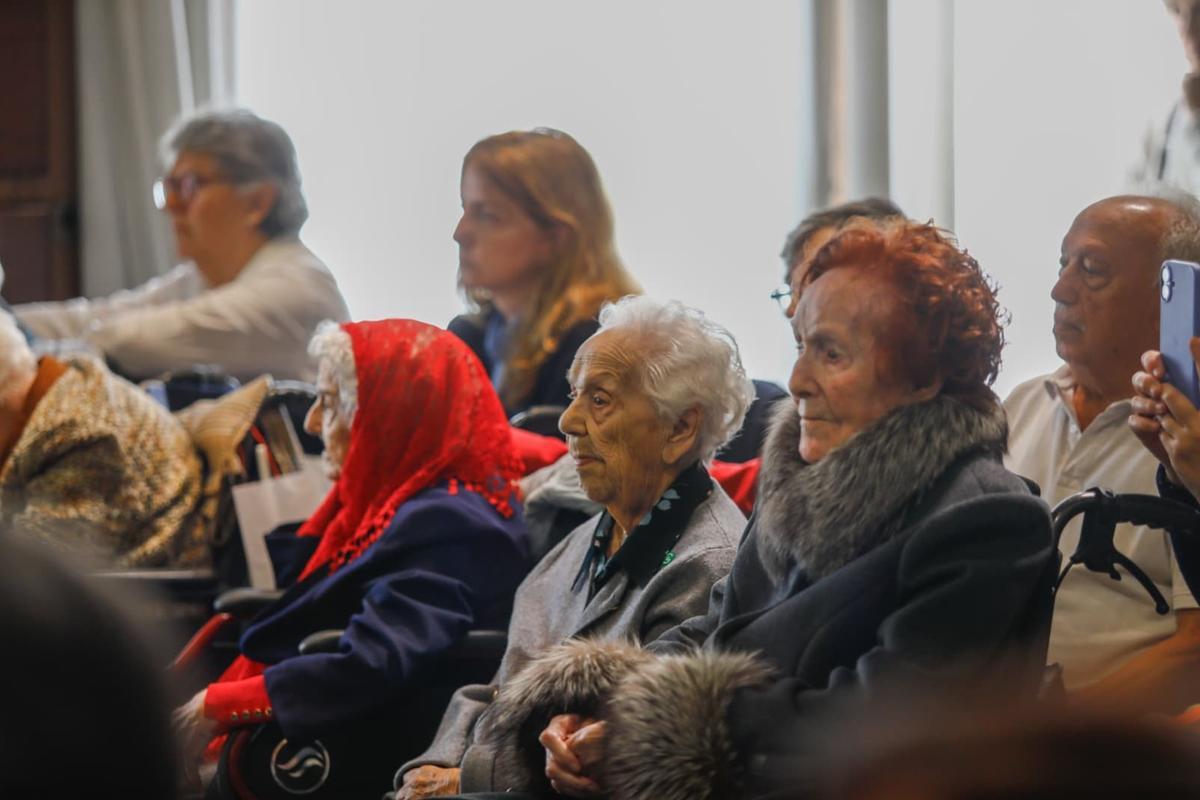 Varias de las homenajeadas en el acto del Ayuntamiento de Zaragoza.