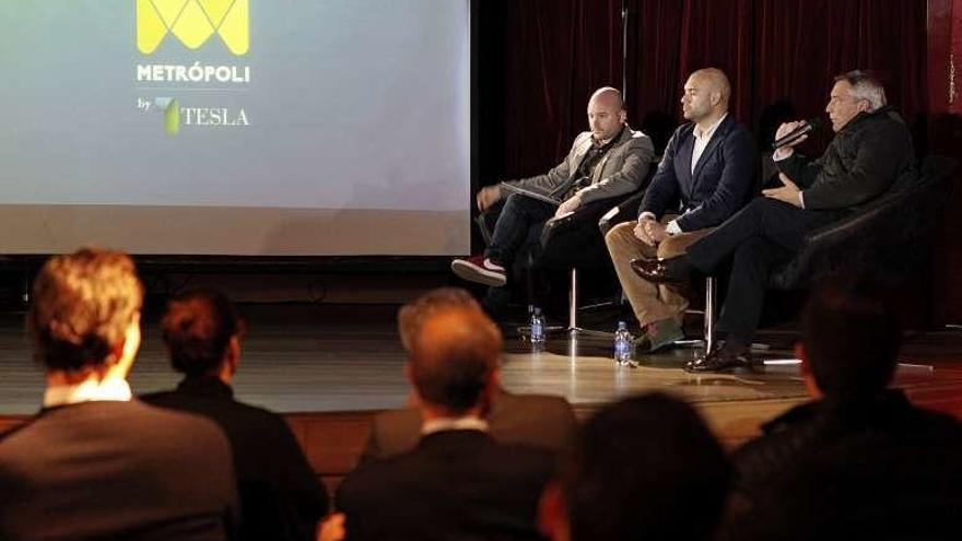 Marino González, Jesús Martínez y Álvaro Muñiz, en la presentación de la última edición de Metrópoli.