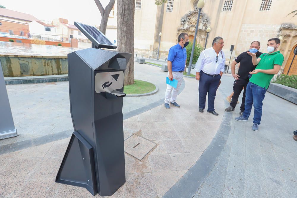 Orihuela instala dispositivos de gel en sus calles