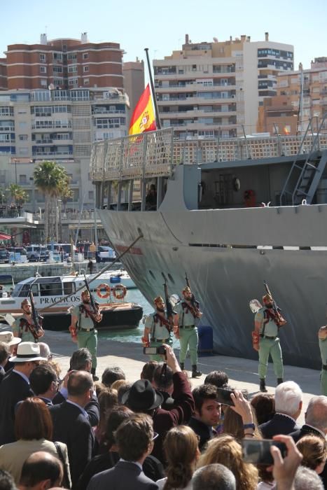 Jueves Santo de 2016 | Desembarco de la Legión y traslado de Mena