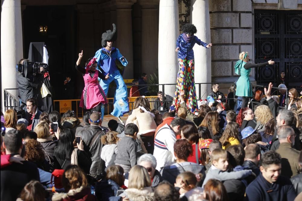 Así ha sido la Nochevieja infantil en la plaza del Ayuntamiento de València