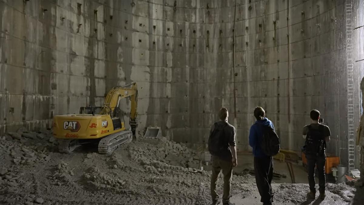 Dos 'youtubers' se cuelan en las obras de la L-9 del metro