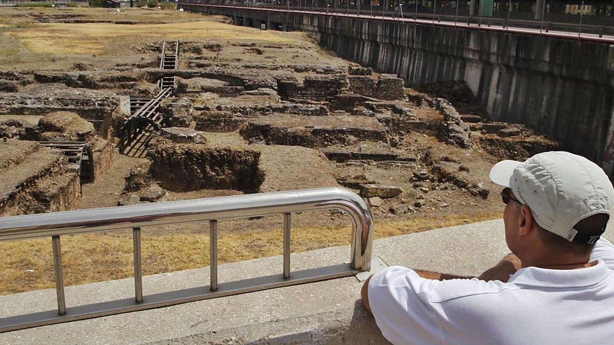 Parte de los restos arqueológicos del yacimiento de Cercadilla.