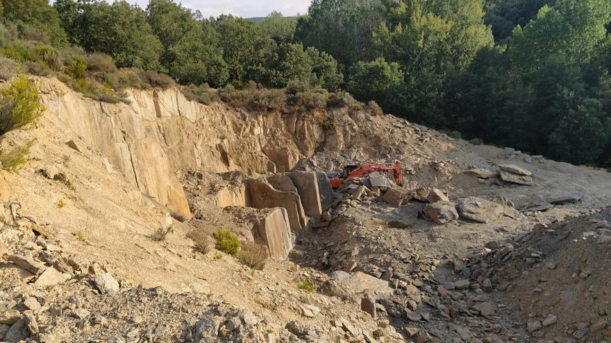 La asociación de Manzanal lamenta que el Ayuntamiento vaya a ampliar la cantera