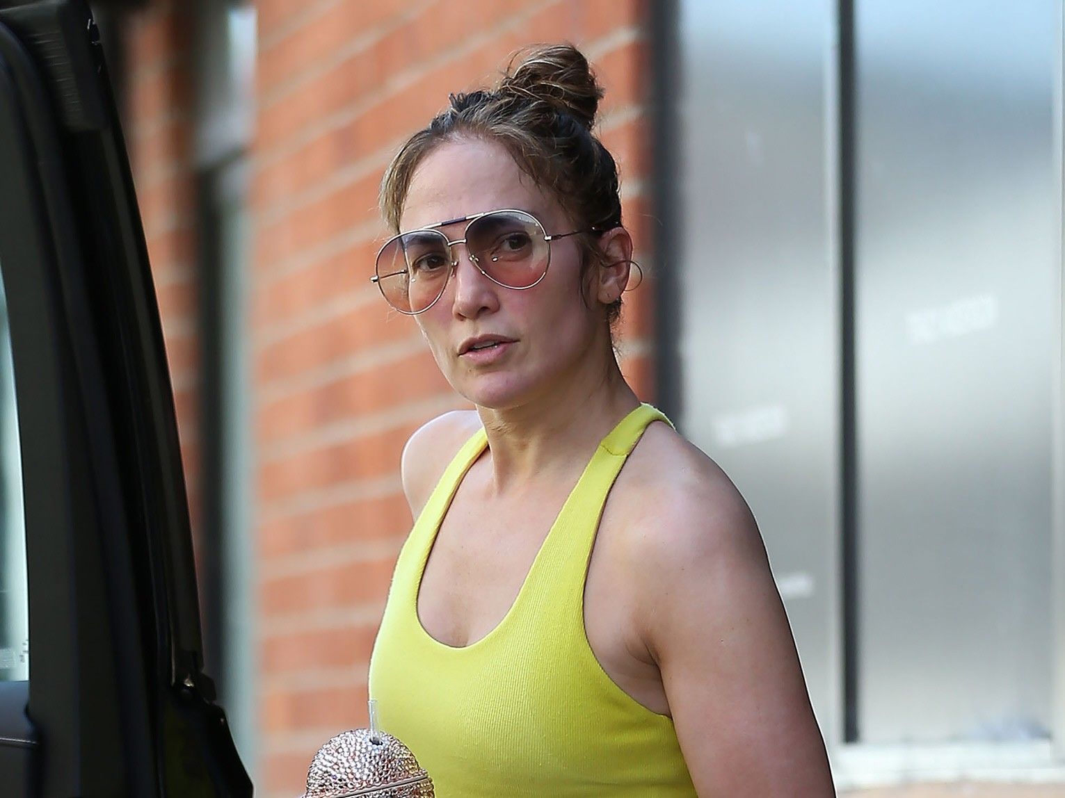 Jennifer Lopez acudiendo a un gimnasio