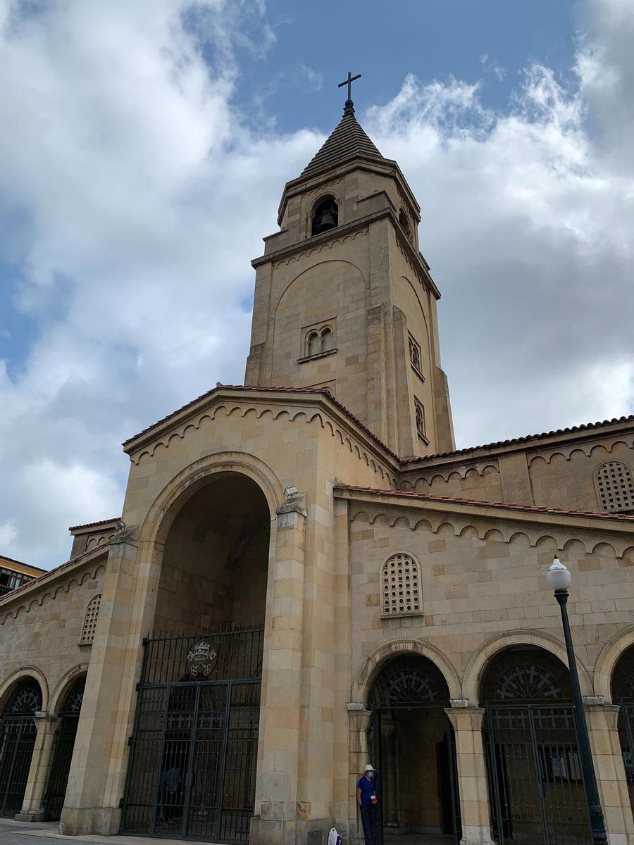 Iglesia de San Pedro, Gijón