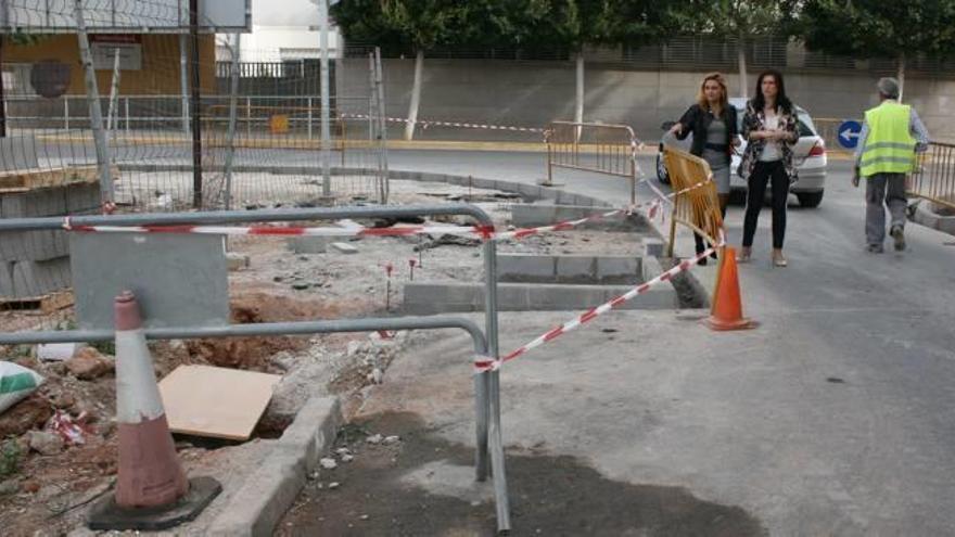 Obras en la calle Constitución de Almassora.