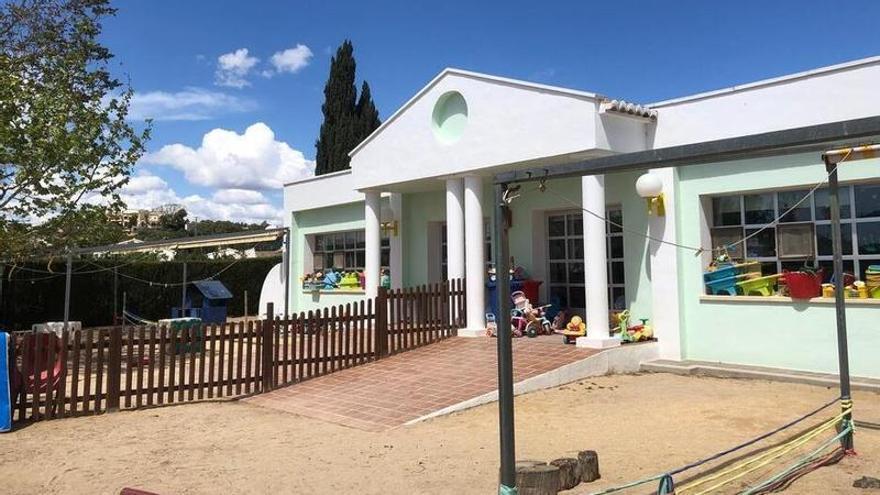 L'Escola Infantil Municipal de Xàbia només ofereix 11 places per una població de 30.000 habitants