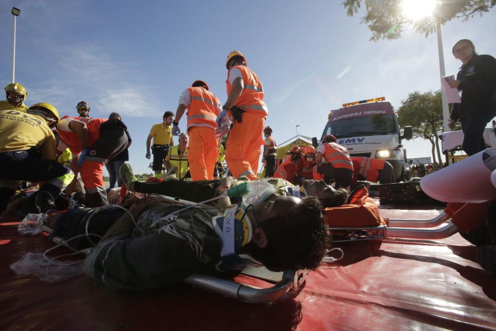 Más de 500 efectivos participan en un simulacro de accidente aéreo