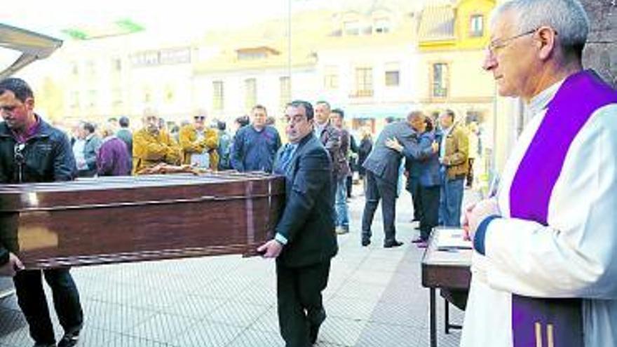 Funeral por Graciano Díaz Madera