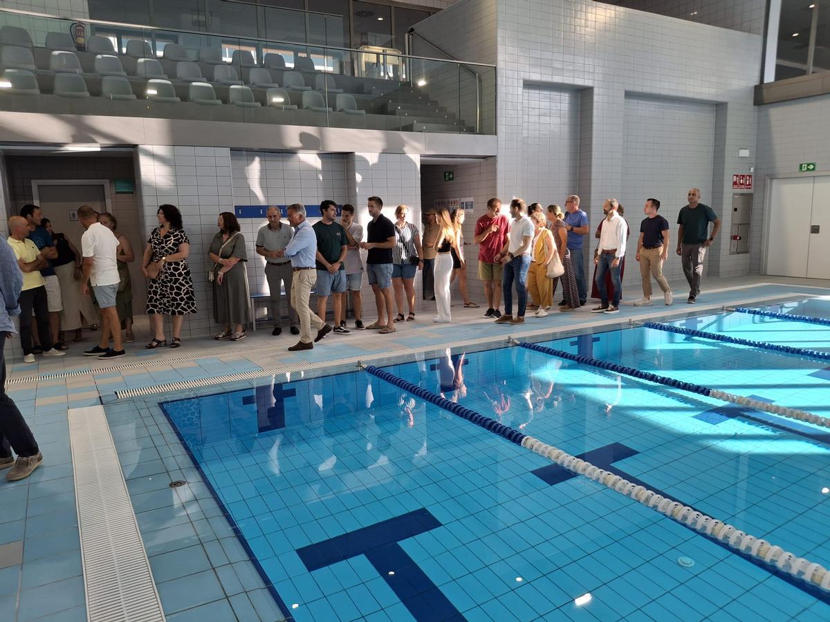 Día histórico en Xàbia: abre la piscina climatizada tras más de 20 años de reivindicarla (imágenes)