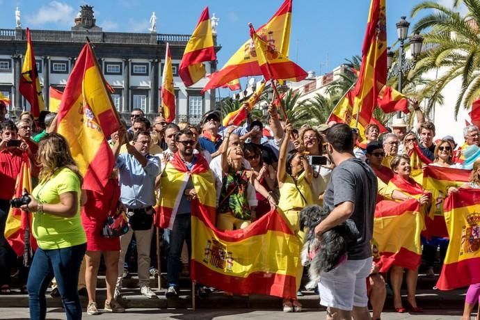 Concentración por la unidad de España en Santa Ana