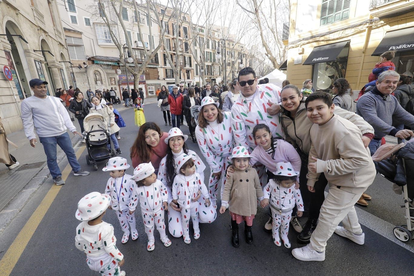 Karneval im Sonnenschein: So war der Kinderumzug Sa Rueta in Palma de Mallorca