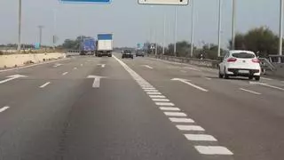 Atasco de dos kilómetros en la A-7 por un accidente en la Vall d'Uixó