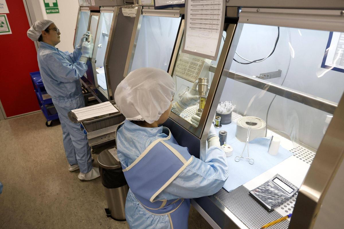 Visita a la Unidad Central de Radiofarmacia de Galicia: la fábrica invisible que sostiene la medicina nuclear gallega