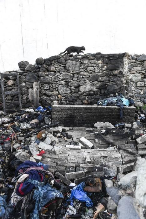 SUCESOS. MARZAGAN. LAS PALMAS DE GRAN CANARIA. Incendio y posterior fallecimiento de un hombre en una infravivienda de el Barrio de Marzagan.  | 26/03/2019 | Fotógrafo: Juan Carlos Castro