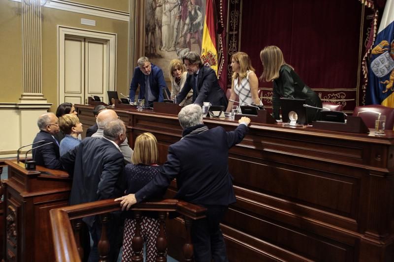 Pleno del Parlamento de Canarias