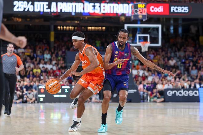 Las imágenes del cuarto partido entre el FC Barcelona y el Valencia Basket de la final de la Liga Endesa