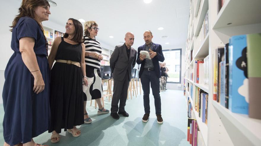 La biblioteca Rovelló de Josep Maria Aloy s’estrena al nou edifici de la FUB 4