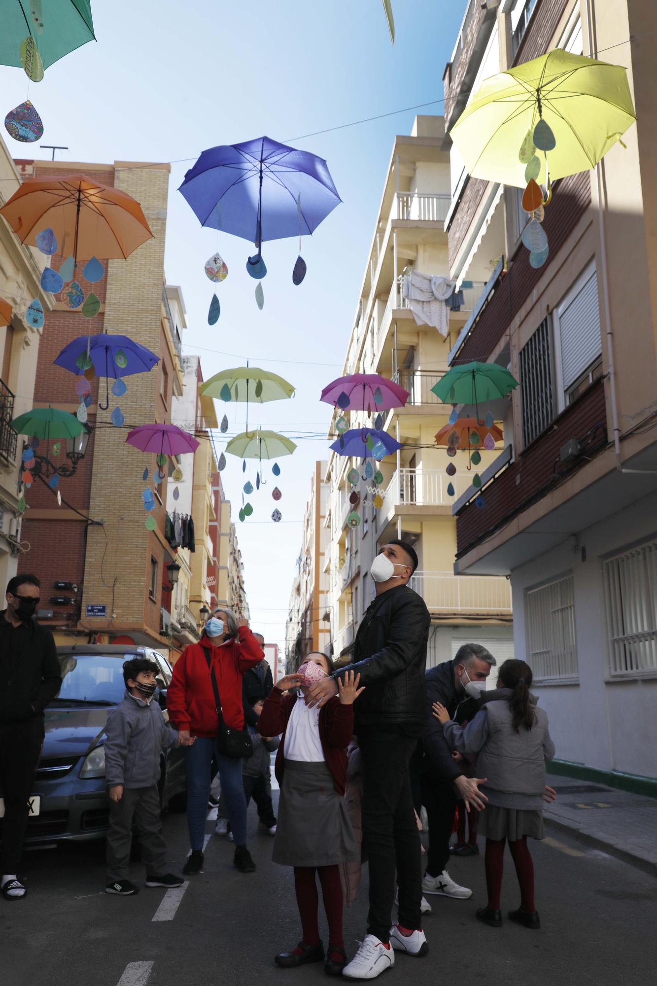 Pluja de desitjos pel Dia de la Pau