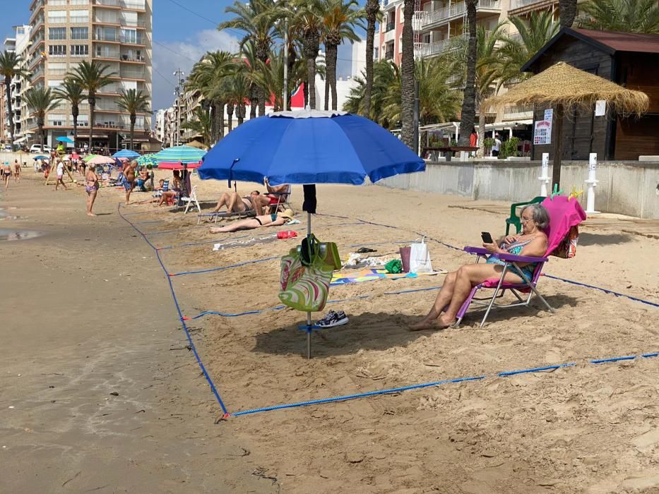 Primer días de apertura al baño de las playas de T