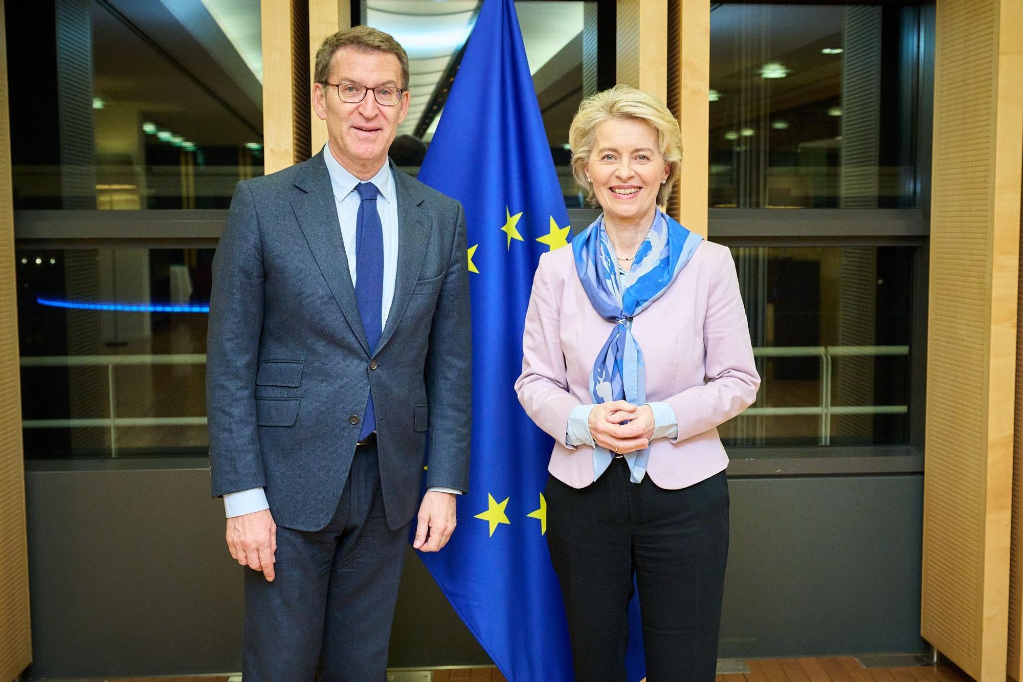 Alberto Núñez Feijóo se reúne con Ursula von der Leyen en Bruselas.