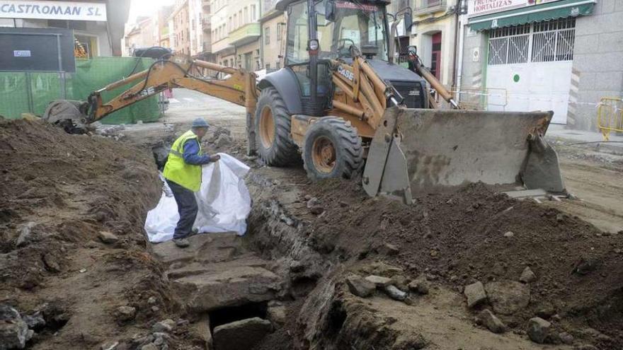 La antigua canalización de suministro de agua al convento de Vista Alegre. // Noé Parga