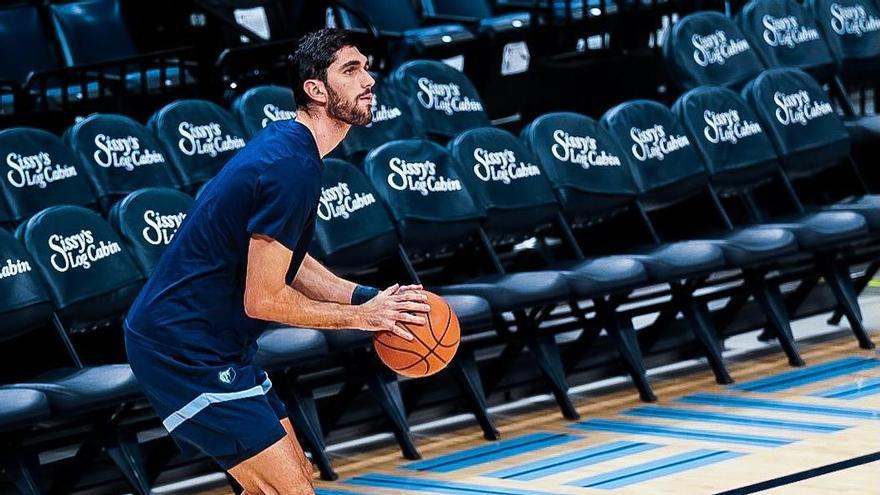 Santi Aldama roza el doble-doble en su duelo ante Shai Gilgeous-Alexander, el actual MVP de la NBA