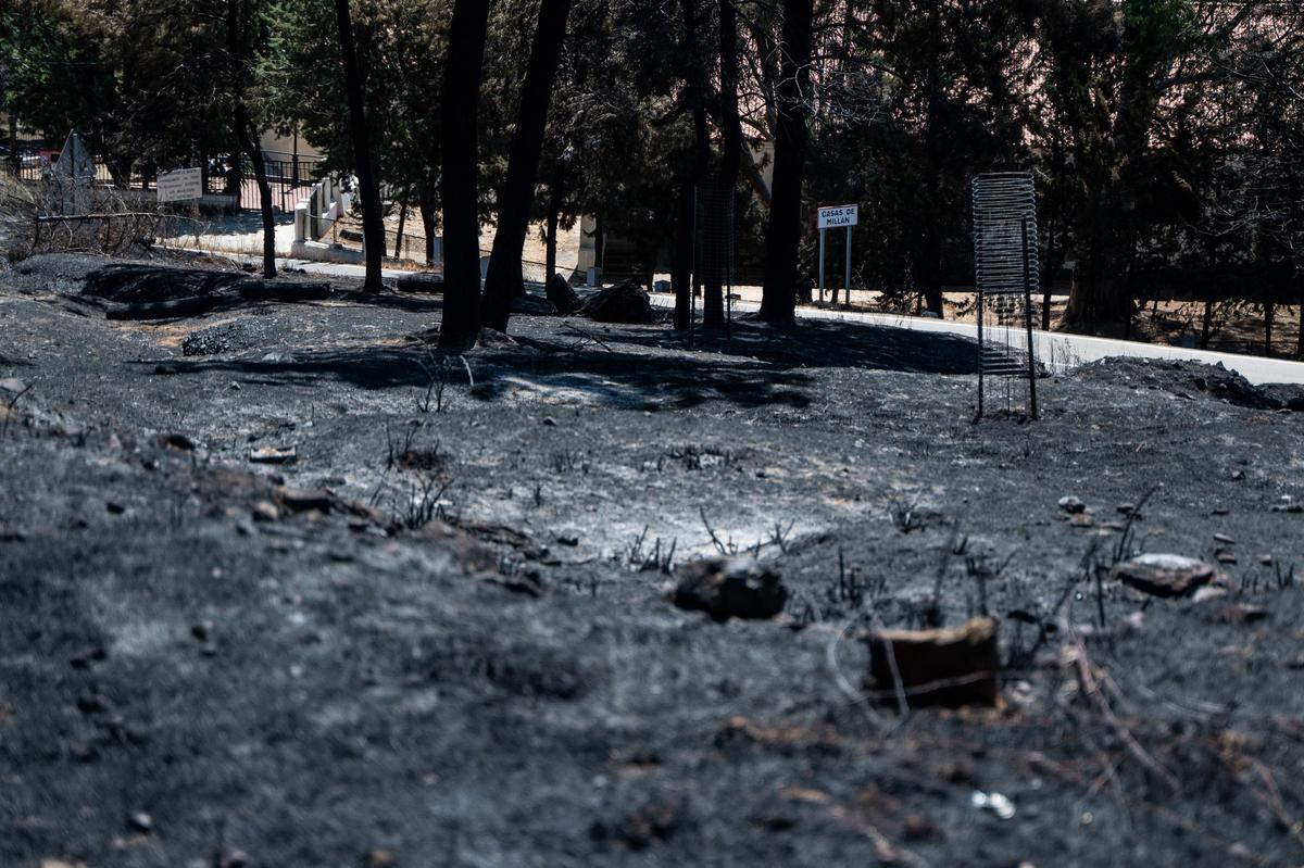 Fotogalería | Casas de Millán: un día después del incendio Fotogalería | Casas de Millán: un día después del incendio