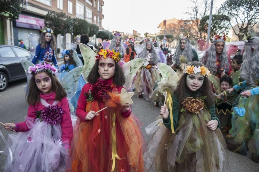 El desfile de Carnaval de Benavente, en imágenes