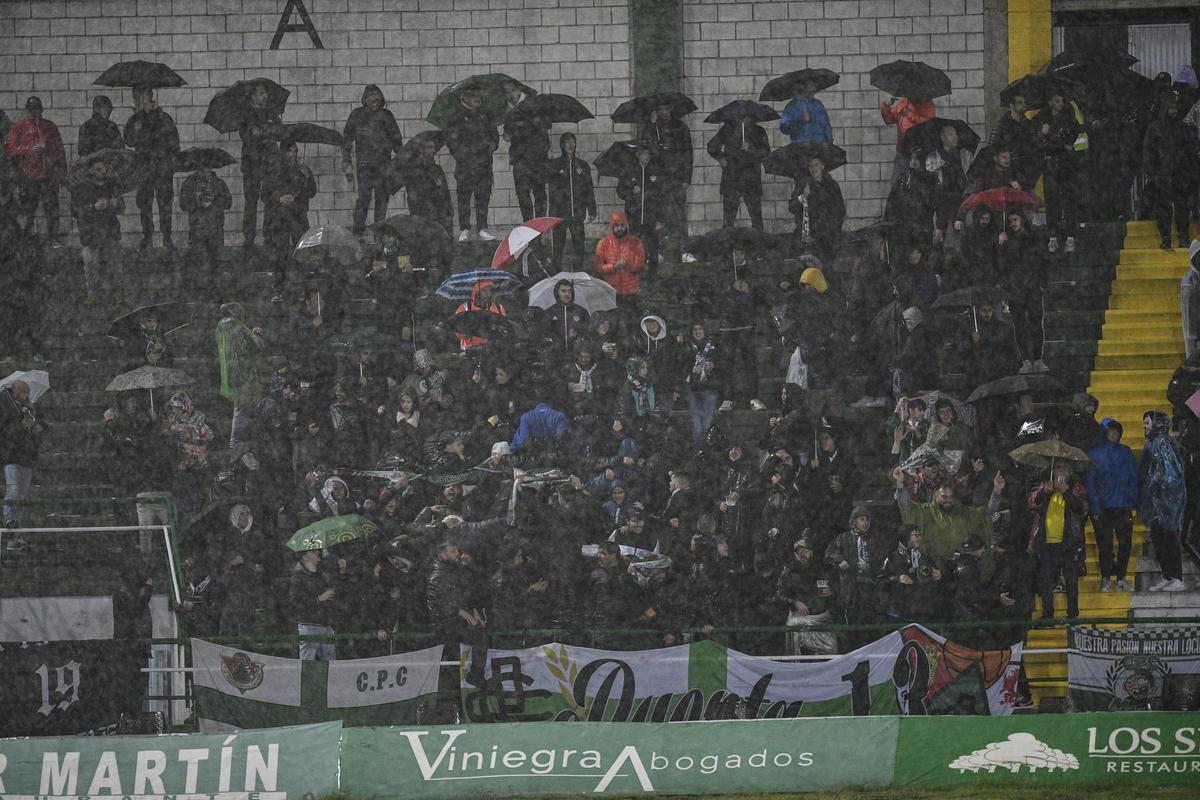 Afición del Cacereño en Preferencia.