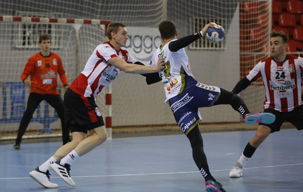 Balonmano Puerto de Sagunto - Puente Geníl, en imágenes.